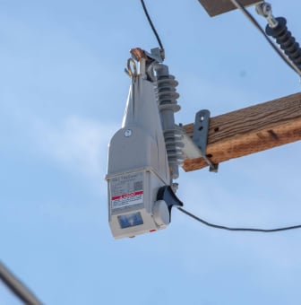 Tripsaver II recloser on an overhead lateral line